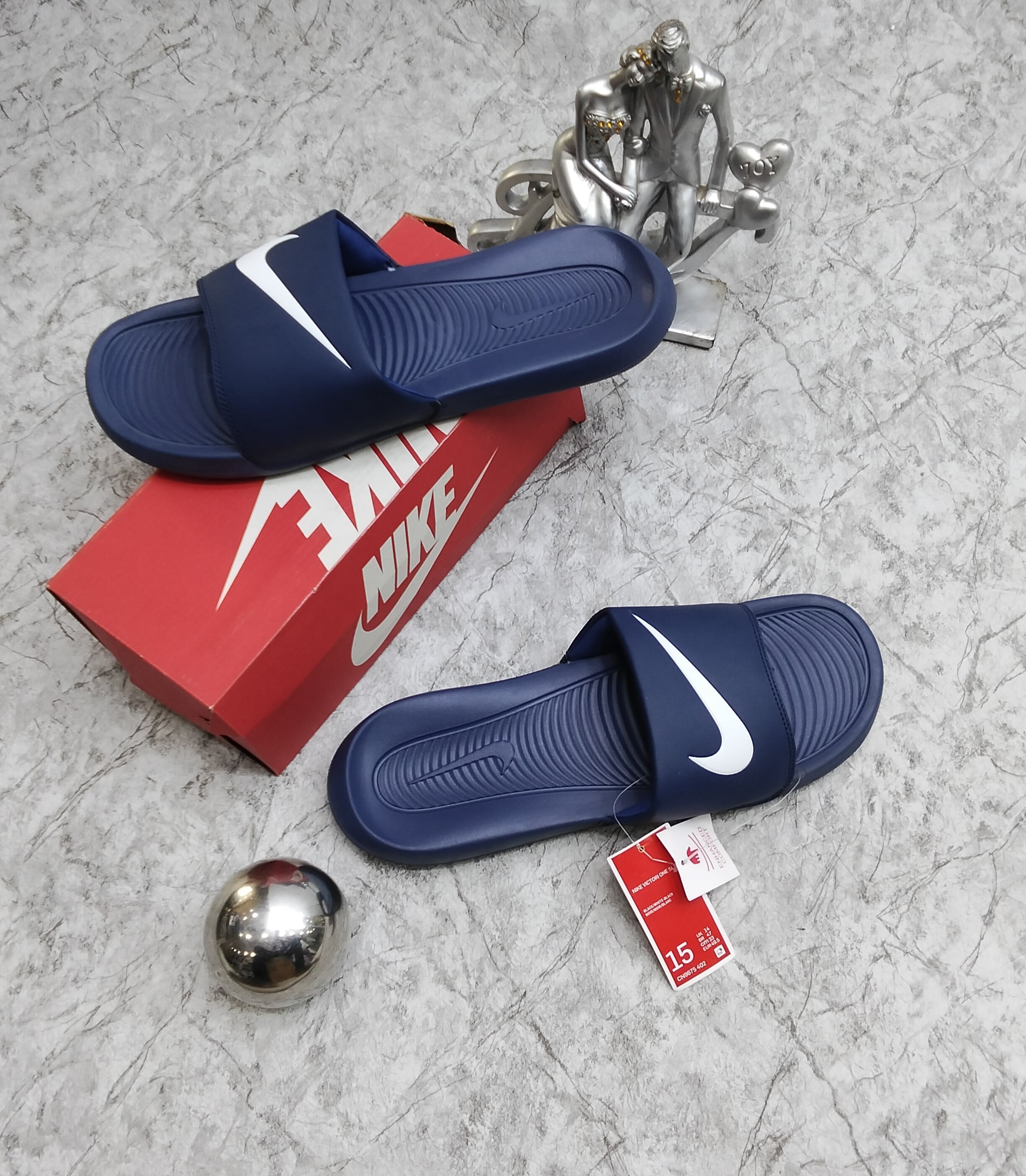 Nike Benassi Slides